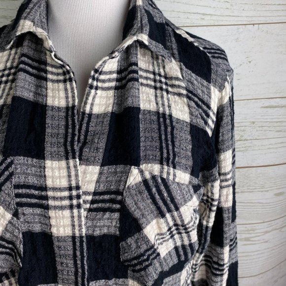 Cloth and Stone Split Back Button Down Plaid Top - Picture 7 of 10